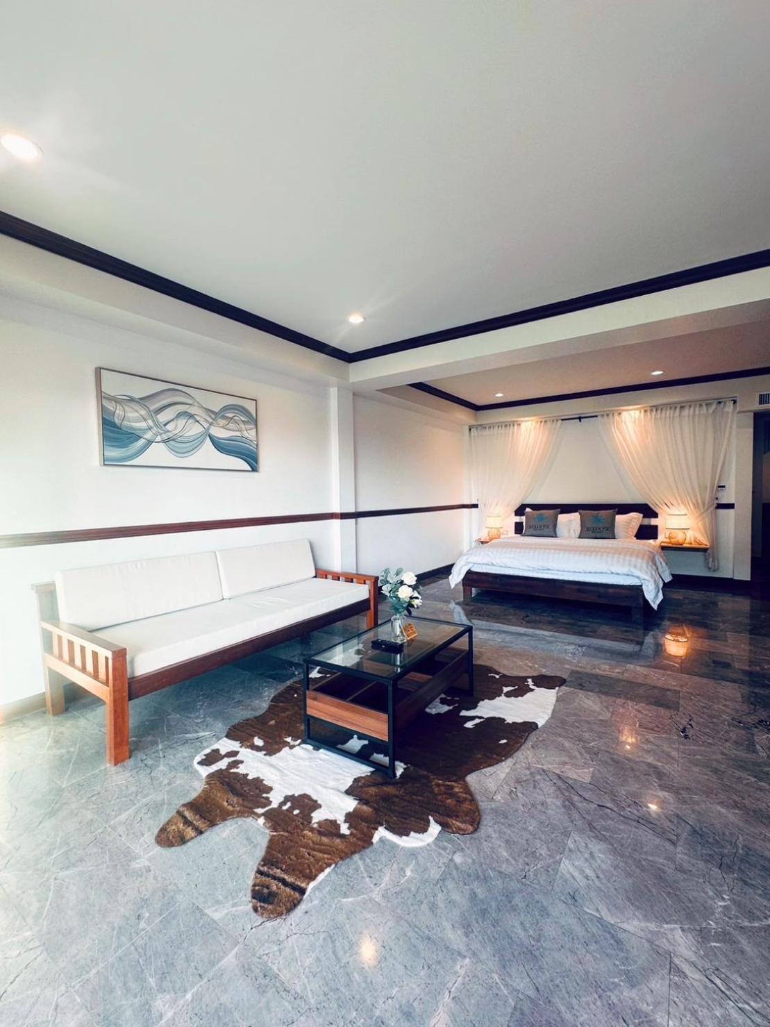 Ocean Pie Phuket - Adult Only Otel Rawai Dış mekan fotoğraf